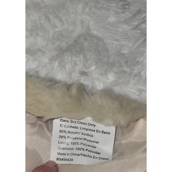 Faux Fur Cream Lined Throw Blanket 60"x50" Soft Cozy Unbranded - Picture 4 of 4
